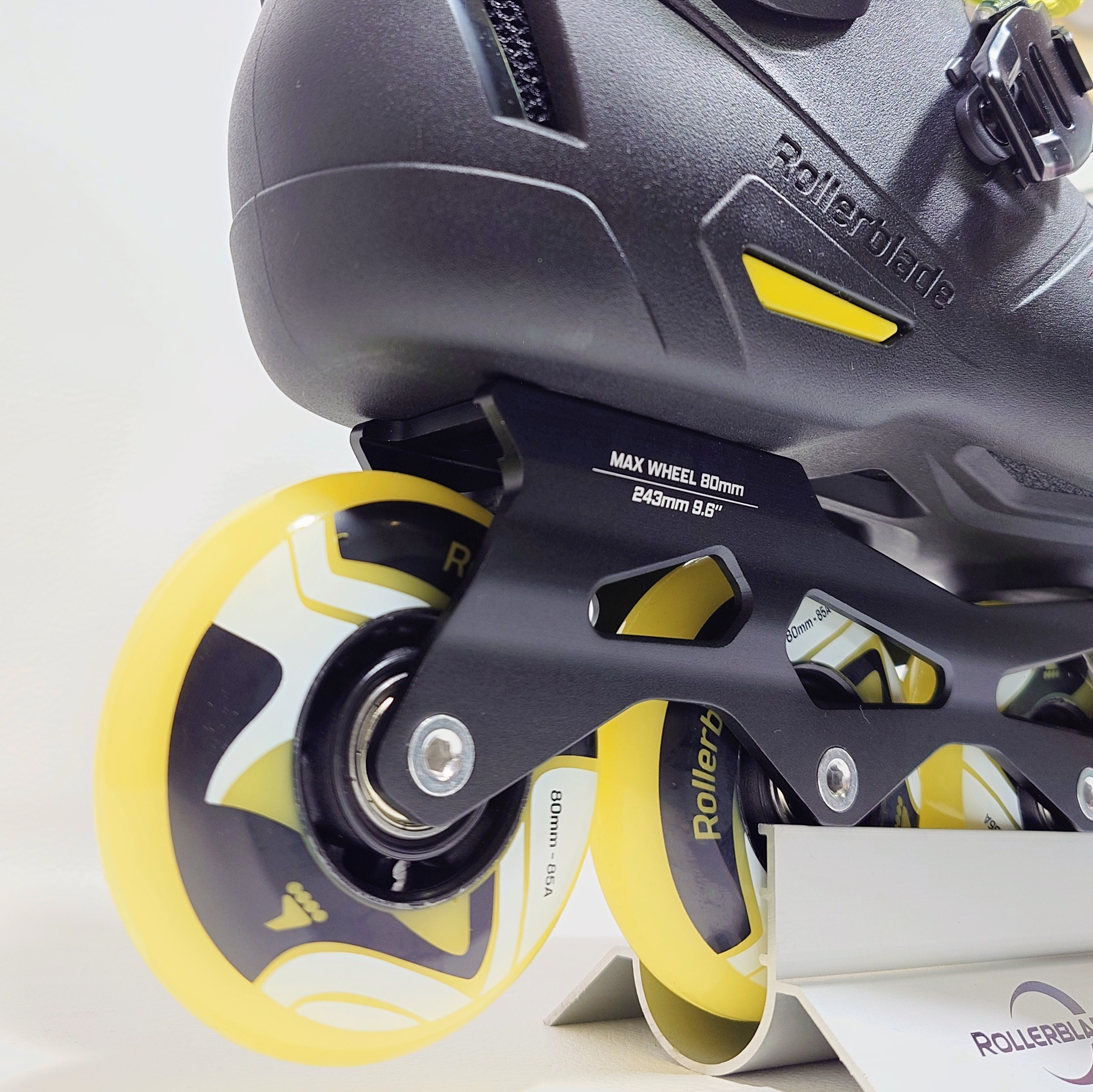 ROLLERBLADE(ローラーブレード)/24-26/LIGHTNING | エス・フォー