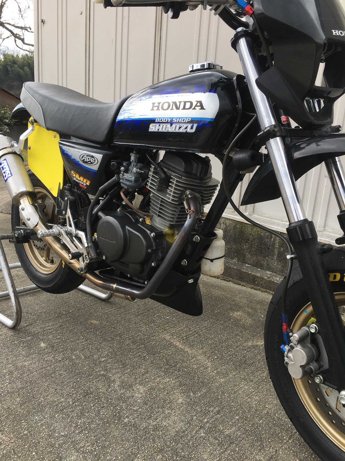 XR100