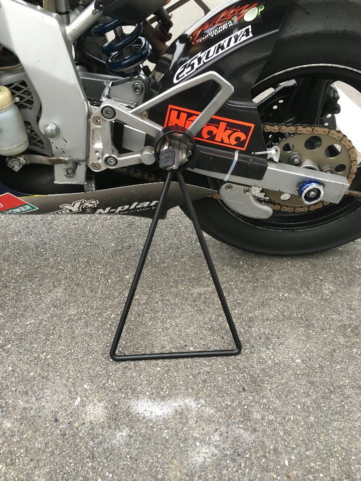 NSR専用 NSR強すぎ! '80年代のベストマシンは過激な2ストレプリカ【ヤング