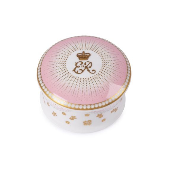 ロイヤルコレクション エリザベス2世女王生誕100周年記念ピルボックス