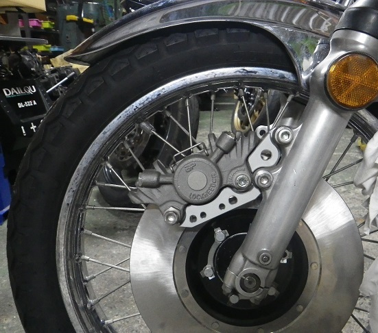 Z1/Z2 キャリパーサポートCP2696 Z1/Z2フォーク/296mmWディスク用CP2696キャリパーサポート