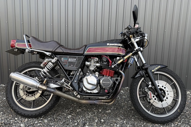 Z550FX E4/サンスター300mm/ブレンボ4POT用WディスクサポートKIT