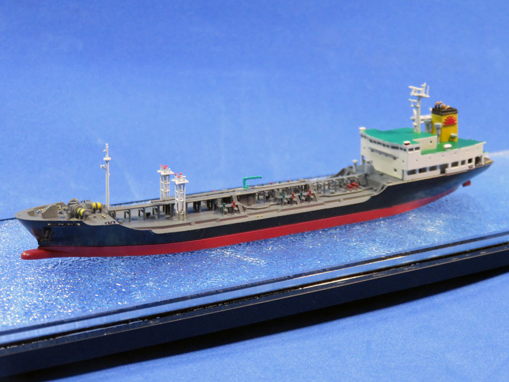 東幸海運株式会社 内航タンカー「ひかる」 1/700「喫水線モデル