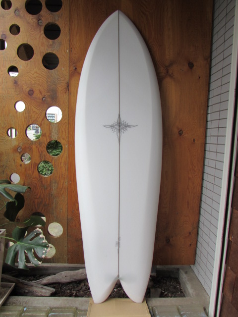 Ryan Burch スクィッド　フィッシュ　5.10ライアンバーチ　新品同様 40%OFF セール】ライアンバーチ サーフボード スクイッド