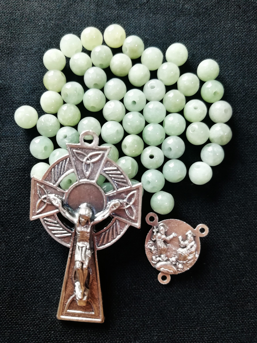 手編みロザリオ・翡翠(ヒスイ) Jade 6mm 241108安く 買う 方法