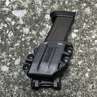 Blade-Tech 45 ダブルスタック用Velocity OWB Multi-Fit Mag Pouch Tek