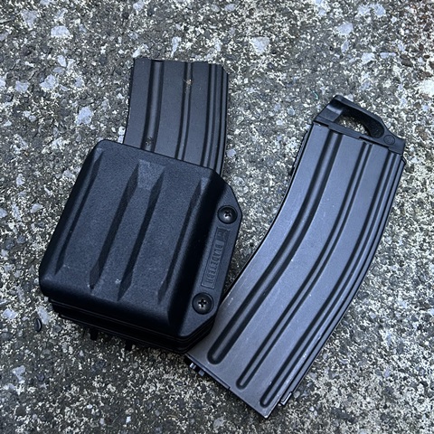 トイガンブレードテックスピードマグP黒/TEK-LOK/STIEAGLEキャリー BLADE-TECH Ruger LCP KLIPT HOLSTER | WILLY−PEET