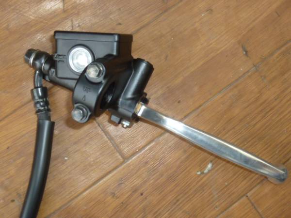 NSF100 nsr50 フロントブレーキキャリパー マスターシリンダー レバー