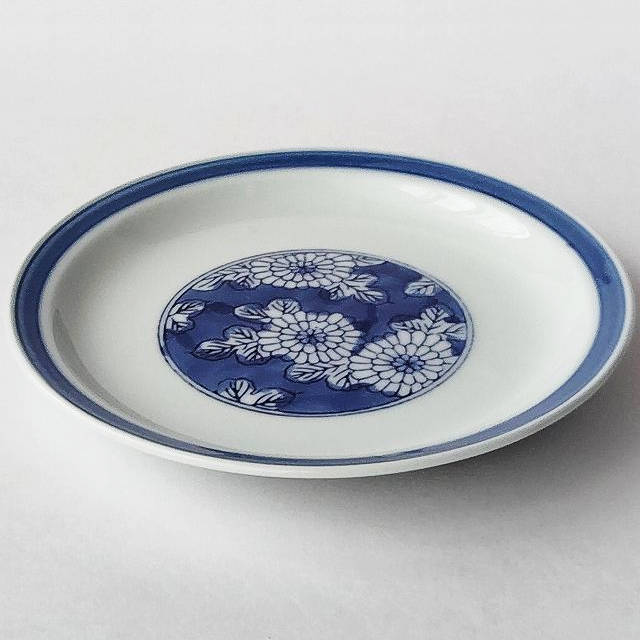鍋島焼　藍鍋島　染付菊花文　五寸皿　時代箱　V　R8086 鍋島染付菊花文様/有田焼ホームセットシリーズ】寿司皿φ15.5cm