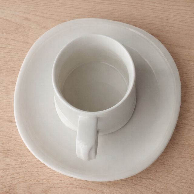 白切立型モダンなフォルムのコーヒーカップ＆ソーサー - たんぽぽ|昭和