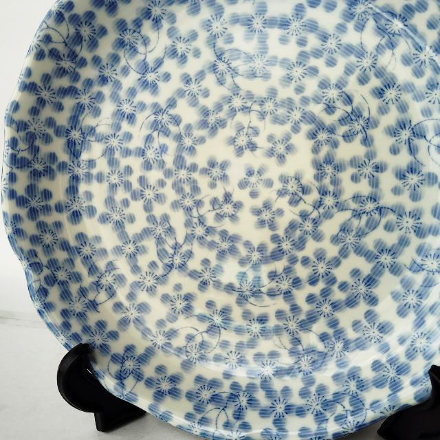 水色総柄小さな梅花散らし柄の大皿φ24.6cm - たんぽぽ|昭和レトロ食器