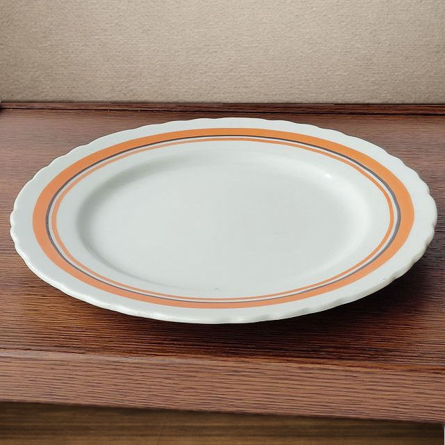 レトロ食器8客 レトロな洋食屋さん♪黒＆オレンジライン柄のリムミート皿φ21.8cm