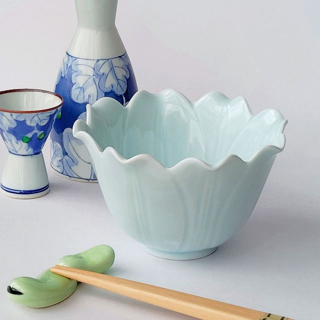 爽やかな青緑色/翡翠色の花形小鉢(深) - たんぽぽ|昭和レトロ食器