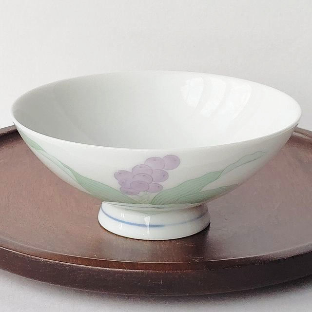 優しい紫カラーのオモト柄の中平お茶碗/平成昭和レトロ - たんぽぽ