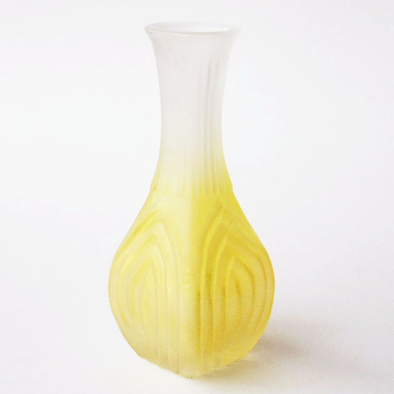 ガラス製花瓶 黄色の花模様　立体ガラス　アクセント花器 ガラス製花瓶 黄色の花模様 立体ガラス アクセント花器 花瓶・フラワー