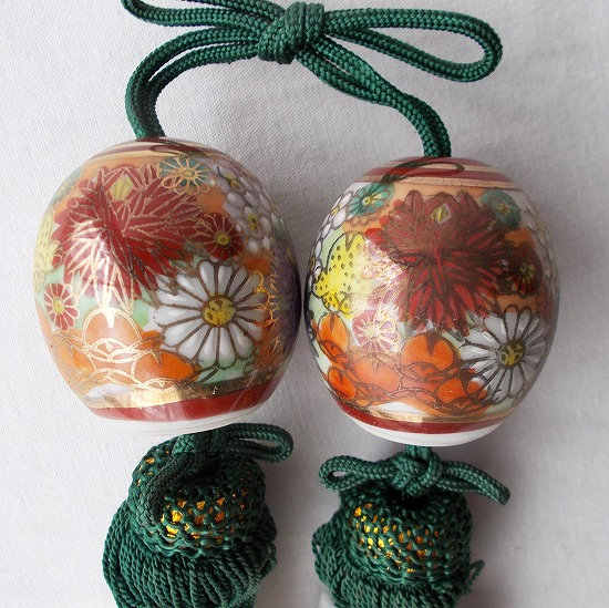 ◆アンティーク　昭和レトロ　壺　素焼き　工芸品◆ 昭和レトロ/骨董/伝統工芸品/九谷焼き花詰め風鎮 - たんぽぽ|昭和