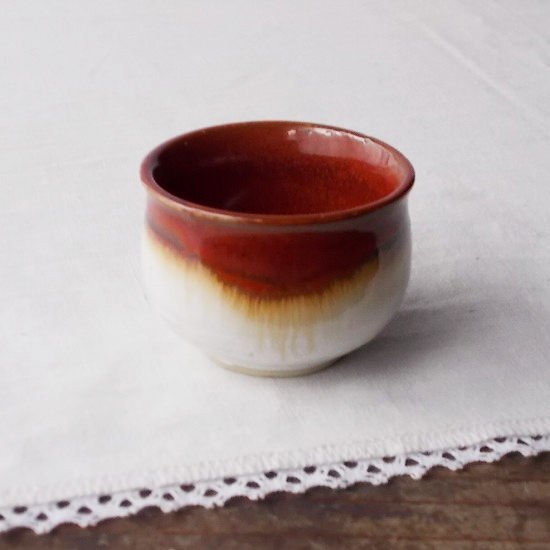 昭和レトロ食器/酒器/飴色＆白ぼかし丸っこい手になじむレトロ反り口