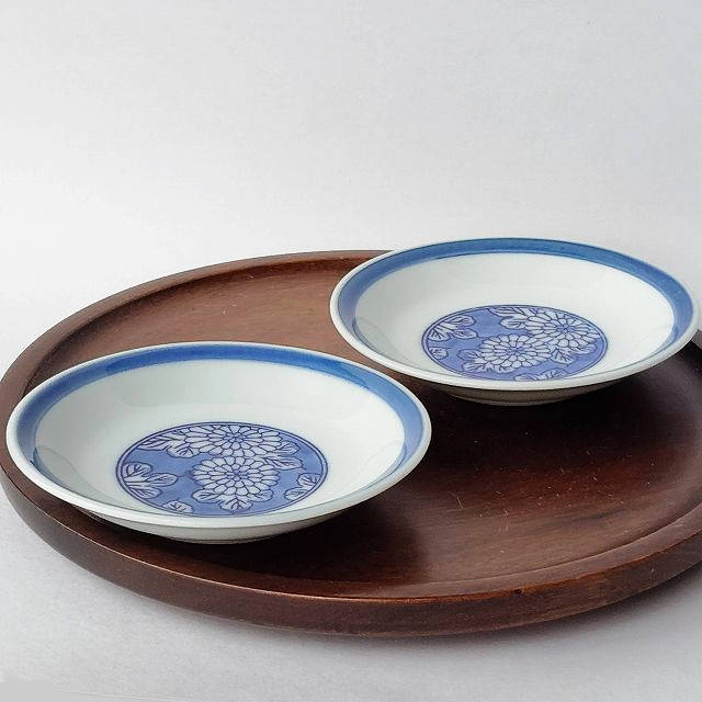 鍋島染付菊花文様/有田焼ホームセットシリーズ】小皿φ10cm - たんぽぽ