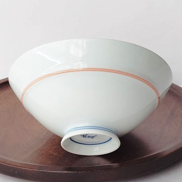 オレンジライン＆見込み内に梅鉢紋のワンポイント柄の中平お茶碗/昭和