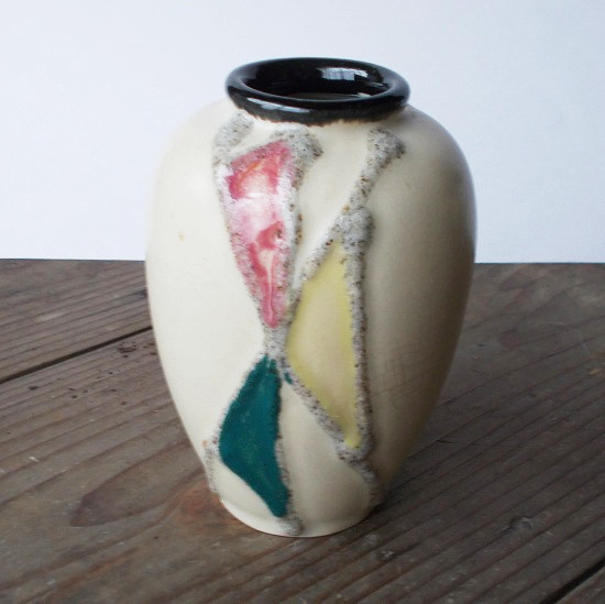 昭和初期頃のレトロジャンクな面白いデザインの花瓶(レモン色) - 昭和レトロな食器 趣味の陶器の店【たんぽぽ陶器店】