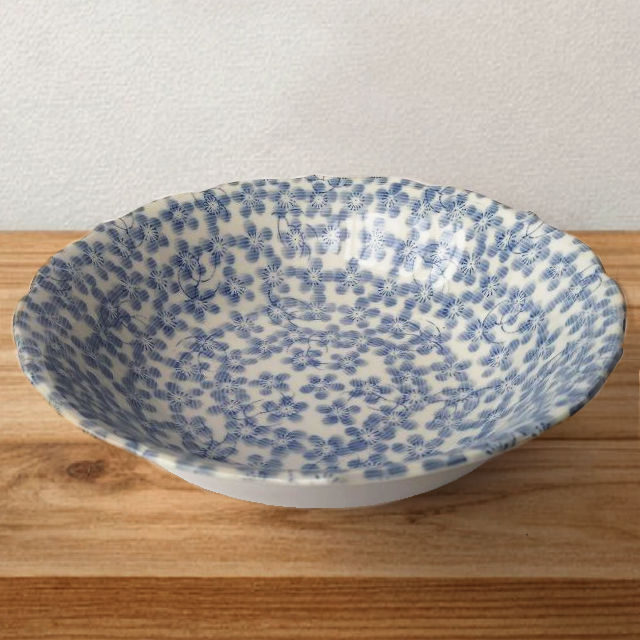水色総柄小さな梅花散らし柄の大鉢φ22cm - たんぽぽ|昭和レトロ食器