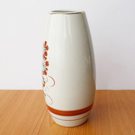 白い陶器の円筒形花器 木箱付き 白い陶器の円筒形花器 木箱付き