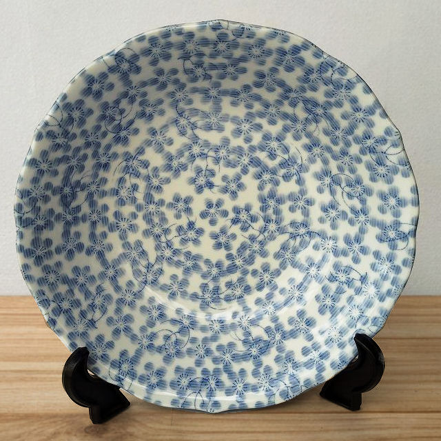 水色総柄小さな梅花散らし柄の大鉢φ22cm - たんぽぽ|昭和レトロ食器