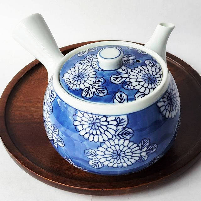 鍋島焼　藍鍋島　染付菊花文　五寸皿　時代箱　V　R8086 鍋島染付菊花文様/有田焼ホームセットシリーズ】急須 - たんぽぽ|昭和