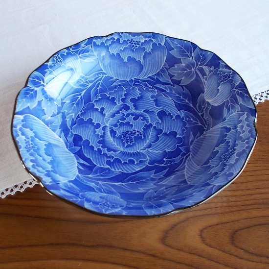【匿名配送／日本製】昭和レトロ青い花柄陶器食器セット 6点 和カフェにも♪藍色ローケツ牡丹総花柄深み平皿19.5cm - たんぽぽ|昭和