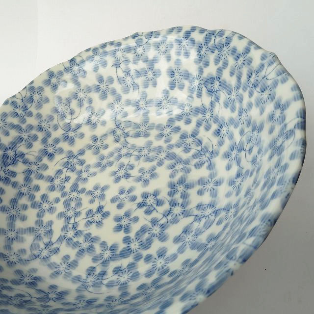 水色総柄小さな梅花散らし柄の大鉢φ22cm - たんぽぽ|昭和レトロ食器