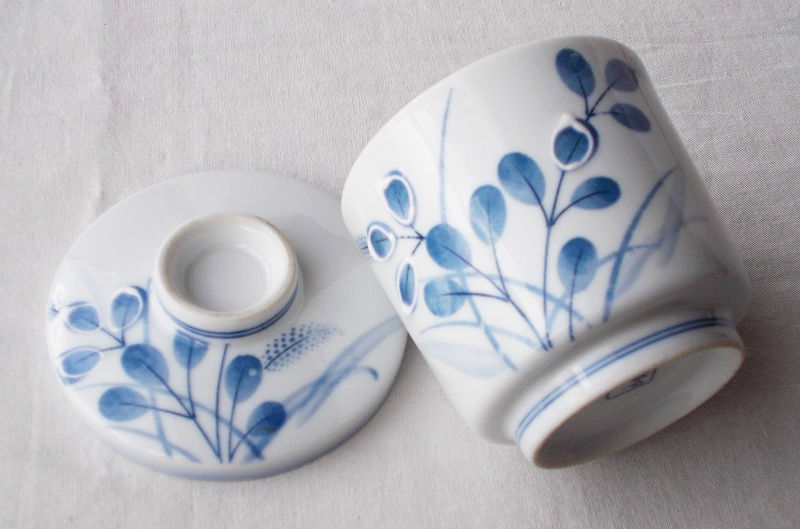 萩の花柄白一珍薄青レトロ茶碗蒸し器 - たんぽぽ|昭和レトロ食器・趣味