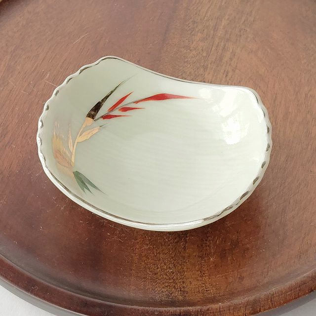豆鉢/のぞき/醤油皿/小付け鉢【金竹林赤緑笹の葉柄】 - たんぽぽ|昭和