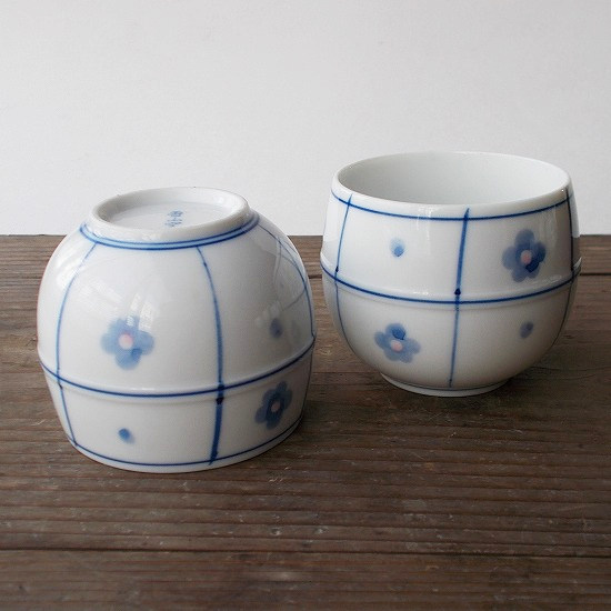 昭和レトロな可愛い紺色格子花柄の茶器[急須1+湯呑5]セット - たんぽぽ