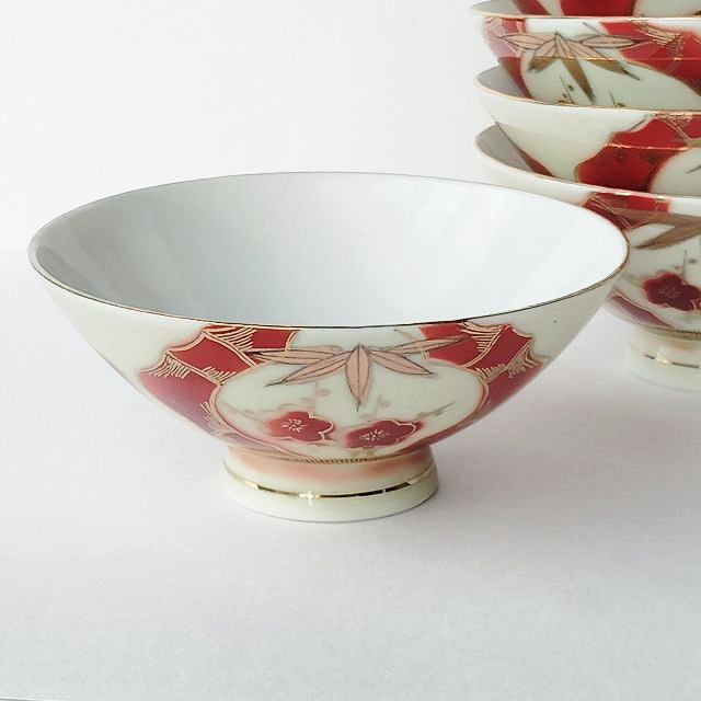 朱金梅花竹林柄の金彩が美しい中平お茶碗 - たんぽぽ|昭和レトロ食器