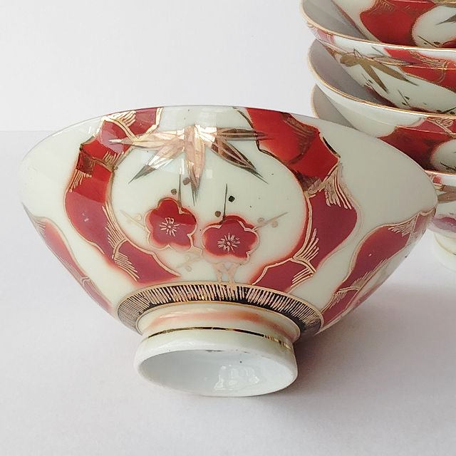 朱金梅花竹林柄の金彩が美しい中平お茶碗 - たんぽぽ|昭和レトロ食器