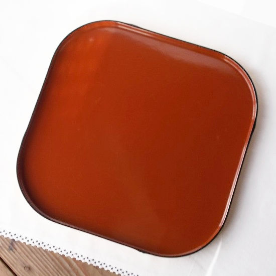 レトロなお膳用お盆トレイ正方形角丸型/漆器プラ朱色フチ竹モチーフ