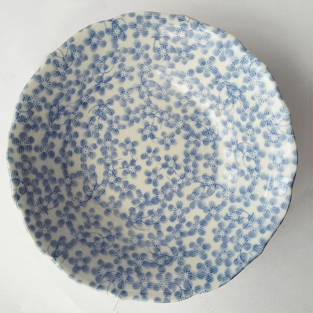 水色総柄小さな梅花散らし柄の大鉢φ22cm - たんぽぽ|昭和レトロ食器