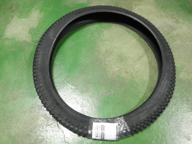 20インチ shinko ゴールデンボーイ タイヤ 20×2.125 