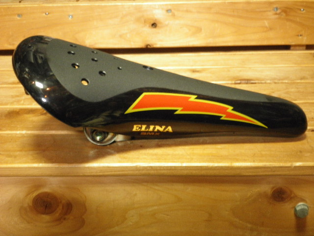 1983年式 デッドストック TAIHEI ELINA BMX サドル 