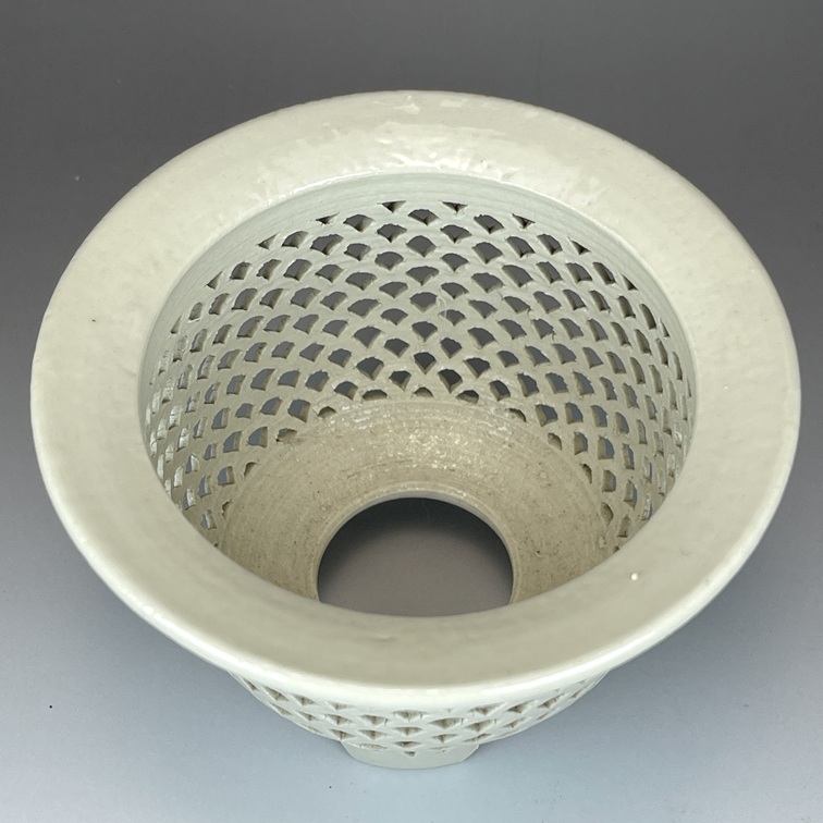 希少 天山工房 全面青海波透かし 富貴蘭鉢 天山工房 希少 富貴蘭鉢