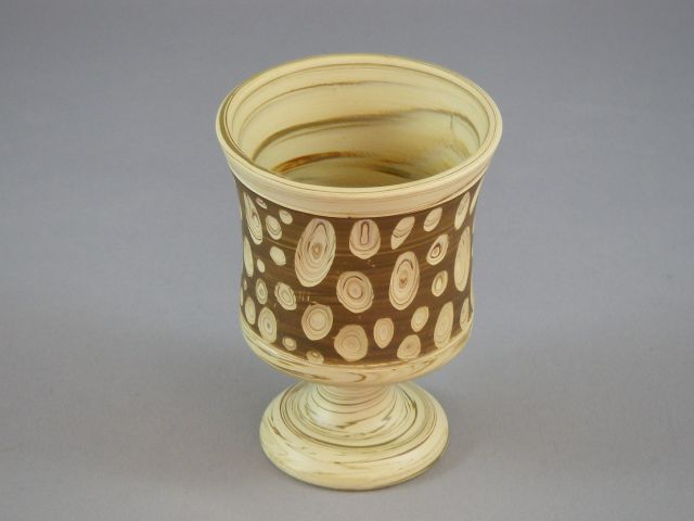 新品】常滑焼 憲児陶苑 コーヒーカップ&ソーサー 白練込 水玉
