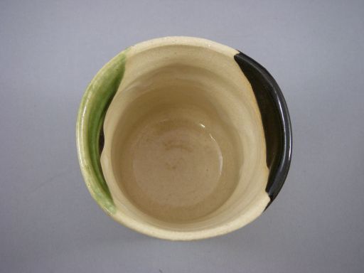 美濃市之倉・五平窯 弥七田織部 フリーカップ | 暮らしの和食器