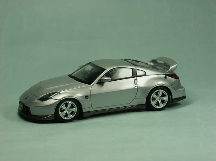 1/43 EB43939 日産 フェアレディ Z バージョンニスモ 2007 シルバー