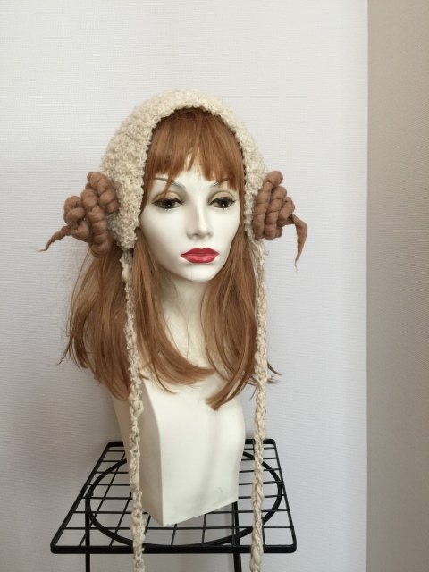 1271 羊つののヘッドドレス | 吉田インコのインコ帽のお店