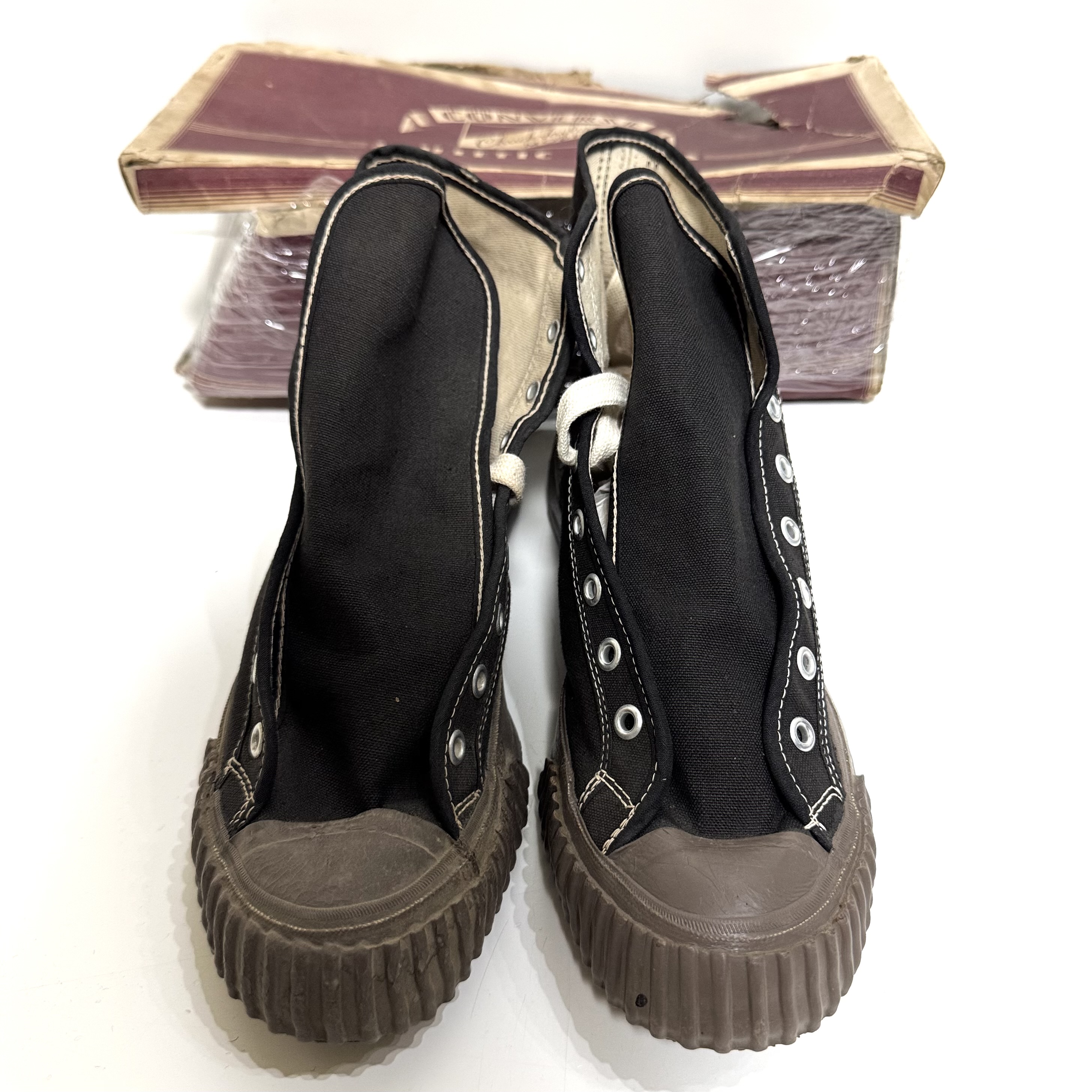 50s CONVERSE DEAD STOCK COACH with BOX | 古着屋【True