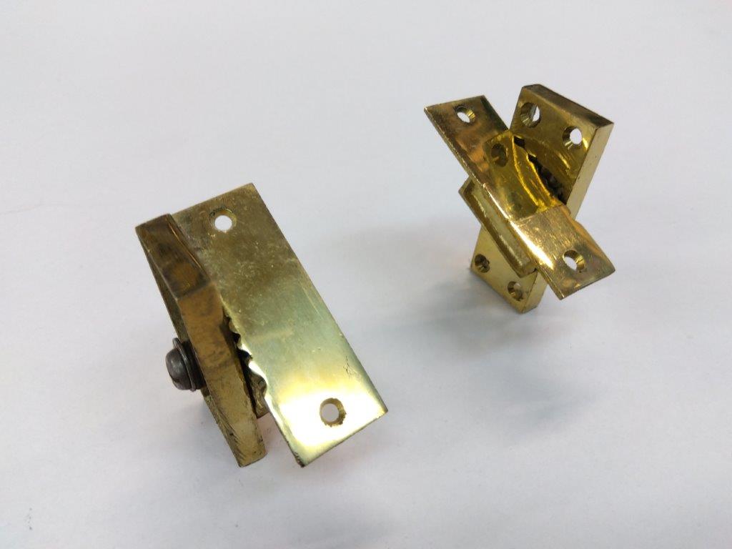 デッドストック 真鍮 回転窓用軸金具 5セット / ドンデン窓 金物 建具 真鍮ドンデン（窓金物） | 三木屋金物店‥昔ながらの良き金物