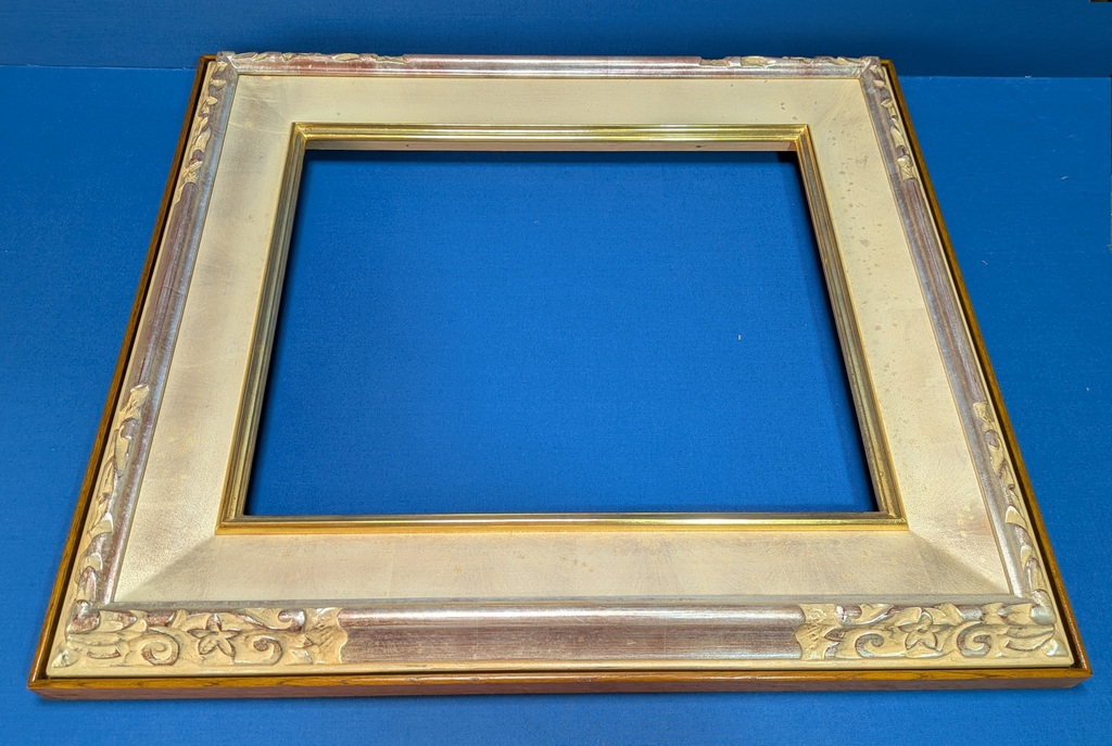 在庫リユース・中古額縁 F8 高級銀箔角彫（ORF25-41) | アートおおがき