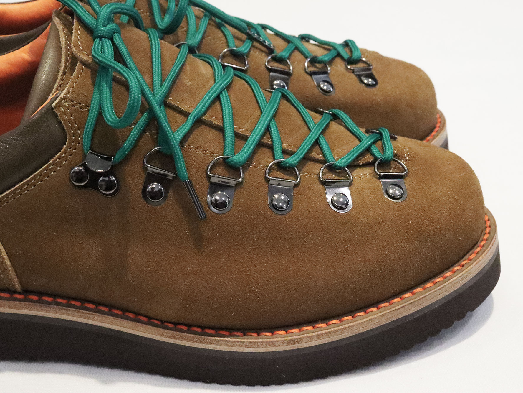 THE COLOR (ザ・カラー) 