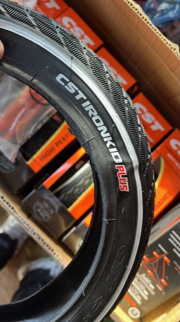 ランバイク ストライダー CST IRONKID 軽量チューブ ゴム タイヤ