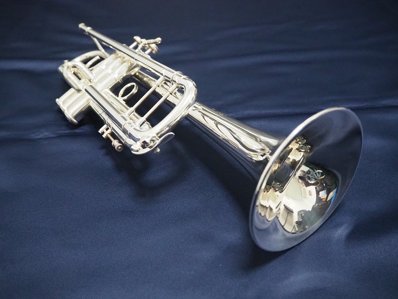 中古B♭トランペット】V.バック 180ML37GBSP ガルシア安藤真美子先生